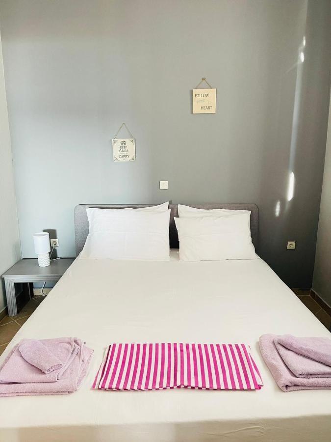 Seaside Deluxe Apartment สกาลา กัลลีราคิส ภายนอก รูปภาพ
